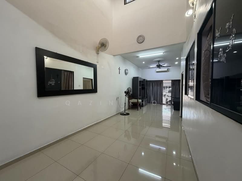 Rumah Teres 1 Tingkat untuk Disewa di New Pasir Puteh (Ipoh) - Qazin Khoo - Living Room - PropertyGuru.com.my