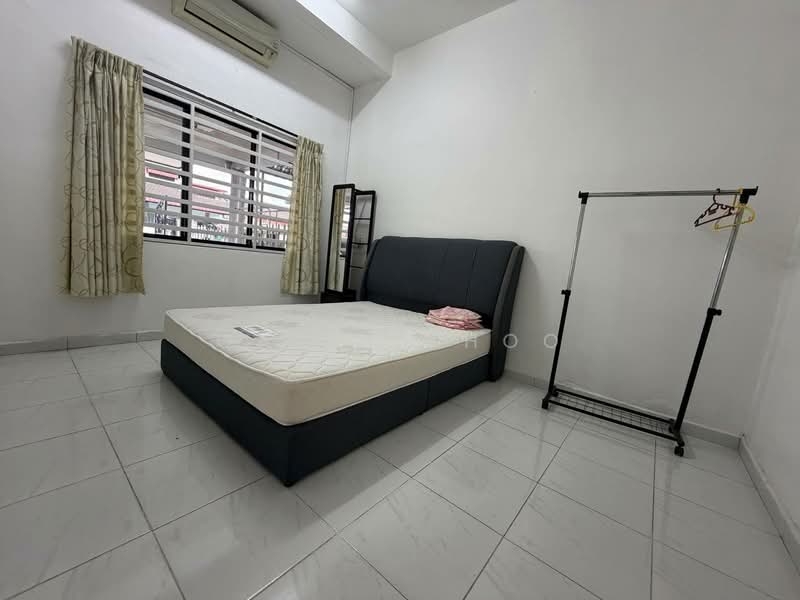 Rumah Teres 1 Tingkat untuk Disewa di New Pasir Puteh (Ipoh) - Qazin Khoo - Bedroom - PropertyGuru.com.my
