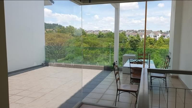 3-storey Terraced House for Rent in Shah Alam (Selangor) - Asman Samsudin - Balcony - PropertyGuru.com.my