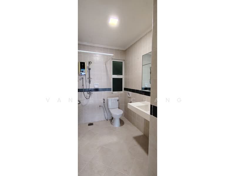 Kondominium untuk Dijual di Armanee Terrace - Vanessa Chang - Bathroom - PropertyGuru.com.my