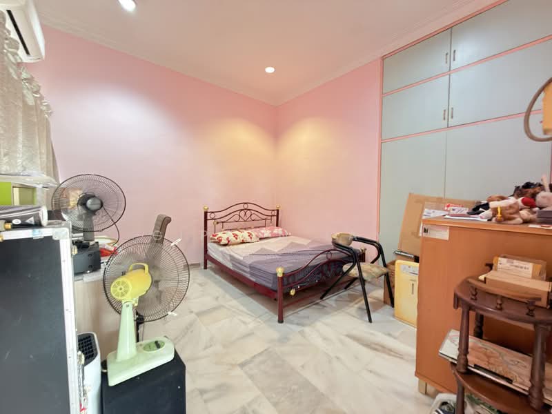 Semi-Detached House for Sale in Taman Sunrise (Kluang) - Gipson Lay - PropertyGuru.com.my