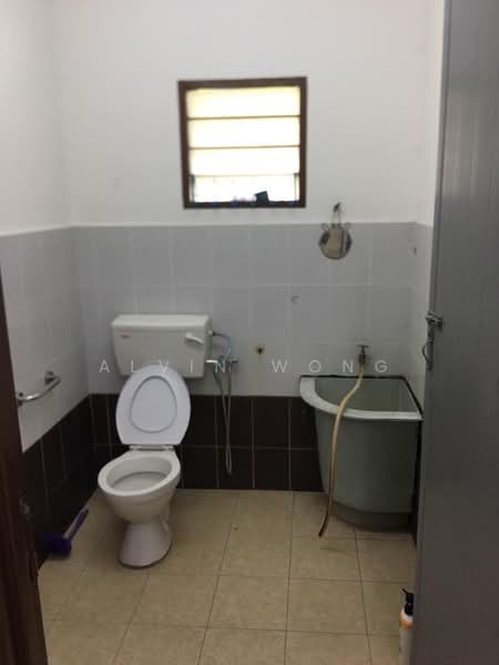 Bungalow for Sale in Ipoh (Perak) - Alvin Wong - Bathroom - PropertyGuru.com.my