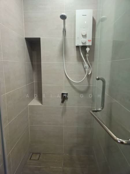 Servis Apartment untuk Disewa di SouthPlace Residences @ Tropicana Metropark - Adrian Goh - Bathroom - PropertyGuru.com.my