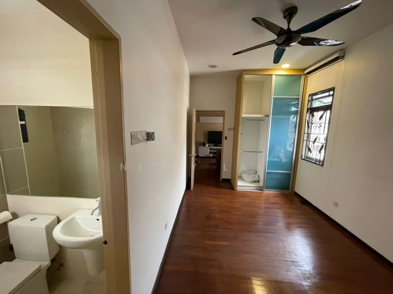 Semi-Detached House for Sale in Kota Emerald (Rawang) - Nicky Lai - Bathroom - PropertyGuru.com.my