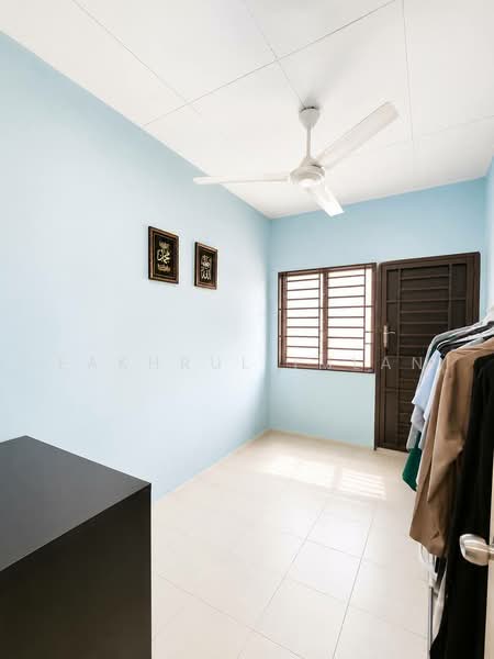 Rumah Teres 2-Tingkat untuk Dijual di Taman Scientex Kulai (Sedenak) - Fakhrul Imlan - Bedroom - PropertyGuru.com.my
