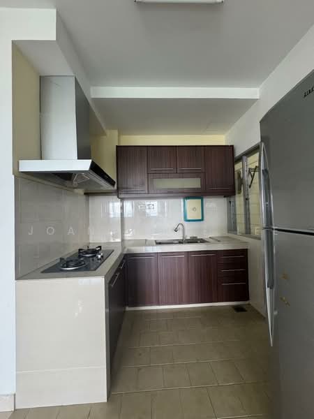 Kondominium untuk Dijual di Lagoon Suites - Joanneolle Lee - Kitchen - PropertyGuru.com.my