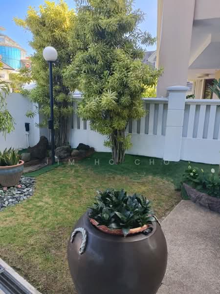 Bungalow House untuk Dijual di Damansara Heights (Kuala Lumpur) - Jim Ho Cho - Garden - PropertyGuru.com.my