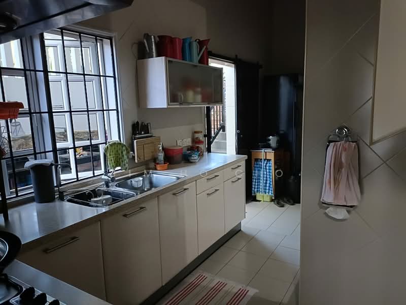 Bungalow House untuk Dijual di Damansara Heights (Kuala Lumpur) - Jim Ho Cho - Kitchen - PropertyGuru.com.my