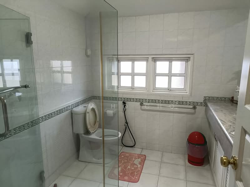 Bungalow House untuk Dijual di Damansara Heights (Kuala Lumpur) - Jim Ho Cho - Bathroom - PropertyGuru.com.my
