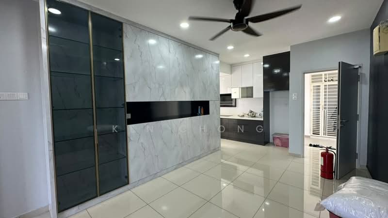 Pangsapuri untuk Dijual di Perdana Park - Ken Chong - Living Room - PropertyGuru.com.my