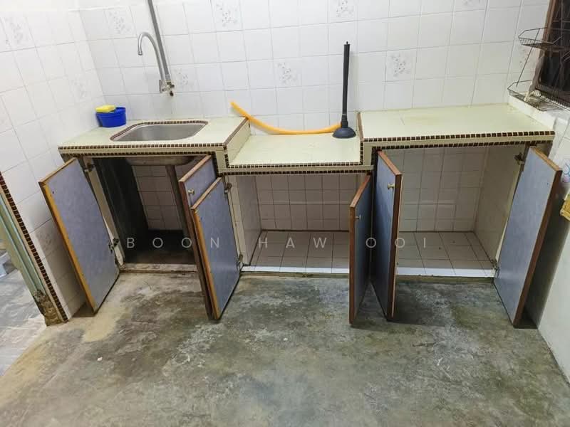 Flat for Rent at Taman Mesra - Boon Haw Ooi - Kitchen - PropertyGuru.com.my