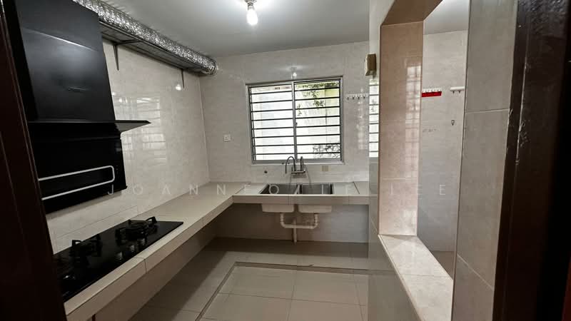 Rumah Teres 2 Tingkat untuk Dijual di Subang Bestari (Shah Alam) - Joanneolle Lee - Kitchen - PropertyGuru.com.my