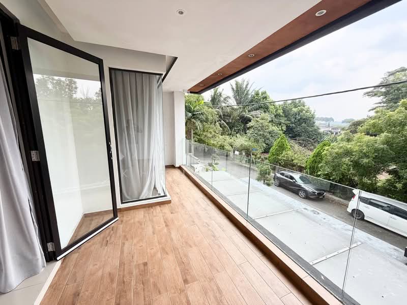 Rumah Teres 2 Tingkat untuk Dijual di Kulai (Johor) - Fakhrul Imlan - Balcony - PropertyGuru.com.my