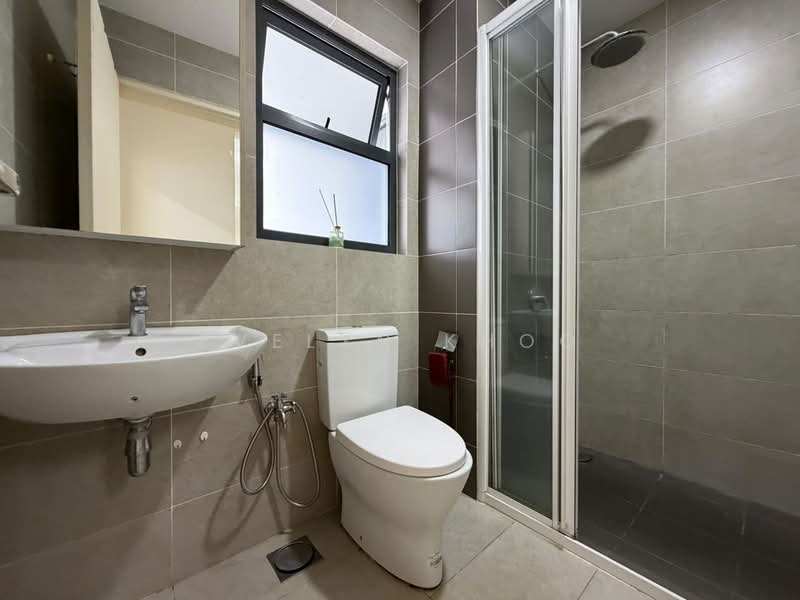 Kondominium untuk Disewa di Lakeville Residence - Evelyn Khoo - Bathroom - PropertyGuru.com.my