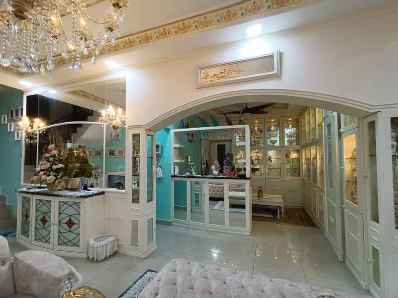 Cluster House for Sale in Austin Heights (Tebrau) - Cindy Soh - Living Room - PropertyGuru.com.my