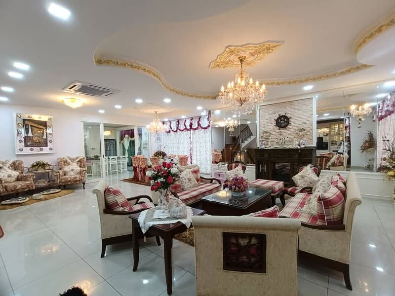 Cluster House for Sale in Austin Heights (Tebrau) - Cindy Soh - Living Room - PropertyGuru.com.my