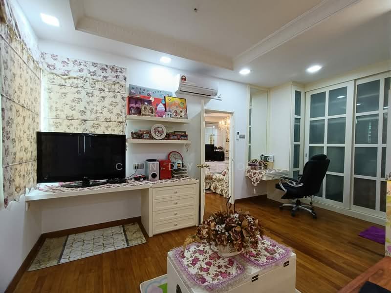 Cluster House for Sale in Austin Heights (Tebrau) - Cindy Soh - Living Room - PropertyGuru.com.my