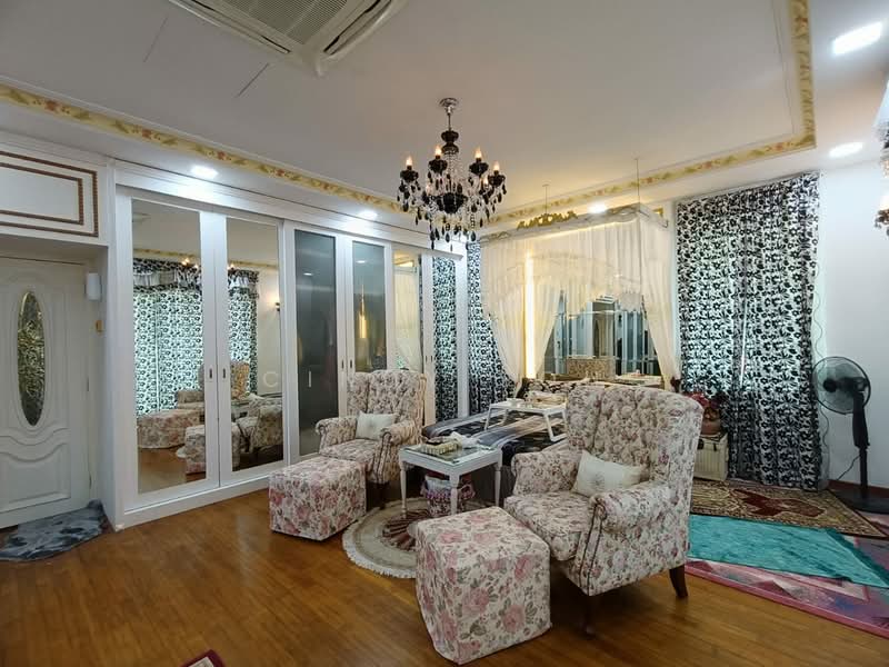 Cluster House for Sale in Austin Heights (Tebrau) - Cindy Soh - Living Room - PropertyGuru.com.my