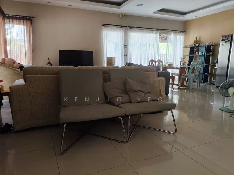 2-storey Terraced House for Sale in Kota Kemuning (Shah Alam) - Kenjjo Yeo - Living Room - PropertyGuru.com.my