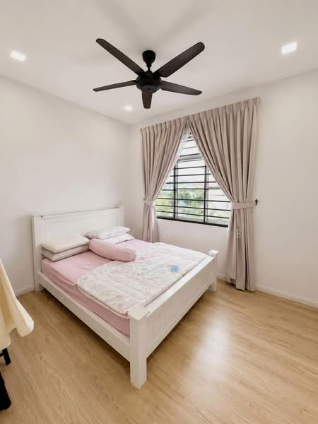Rumah Teres 2 Tingkat untuk Dijual di Setia Tropika (Johor Bahru) - Calvin Lee - PropertyGuru.com.my