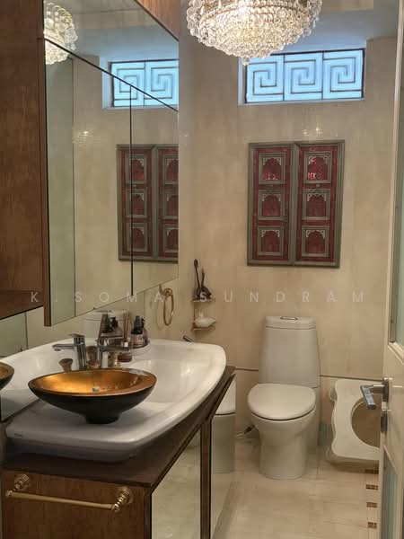 Rumah Banglo untuk Dijual di Petaling Jaya (Selangor) - K.Soma Sundram - Bathroom - PropertyGuru.com.my