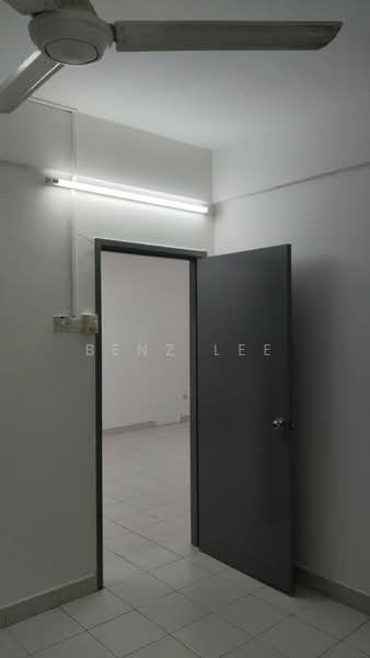 Flat for Sale at Fortune Court - Benz Lee - PropertyGuru.com.my