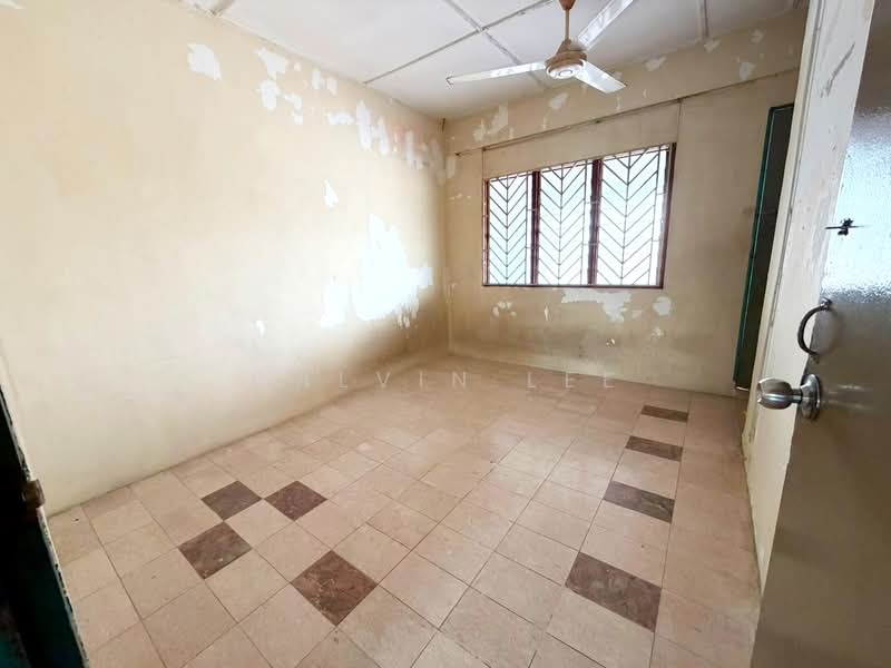 2-storey Terraced House for Sale in Taman Johor Jaya (Johor Bahru) - Calvin Lee - PropertyGuru.com.my