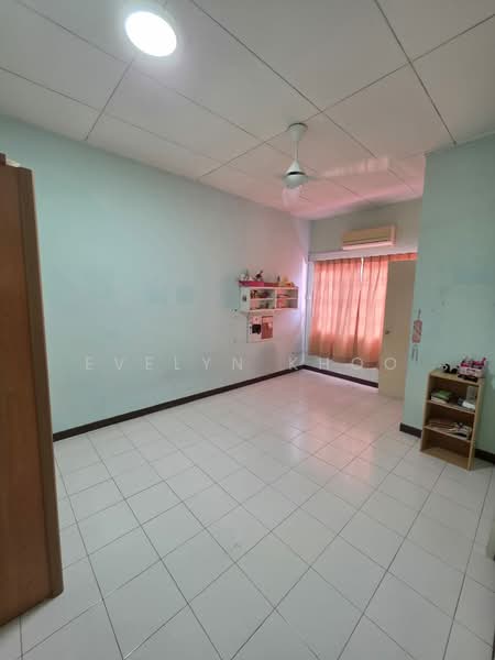 Rumah Teres 2 Tingkat untuk Dijual di Desa Coalfields (Sungai Buloh) - Evelyn Khoo - Room - PropertyGuru.com.my