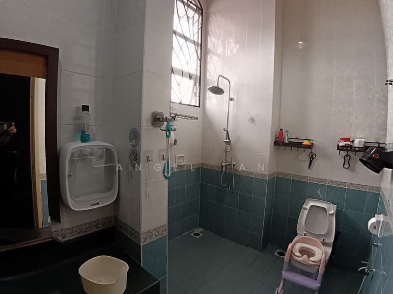 Rumah Berkembar untuk Disewa di Bandar Puteri Puchong (Puchong) - Angel Tan - Bathroom - PropertyGuru.com.my