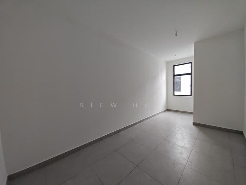2-storey Terraced House for Sale in Taman Mount Austin (Tebrau) - Siew Hui - PropertyGuru.com.my