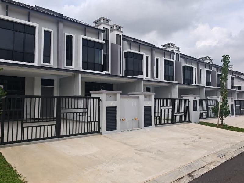 2-storey Terraced House for Sale in Taman Mount Austin (Tebrau) - Siew Hui - PropertyGuru.com.my