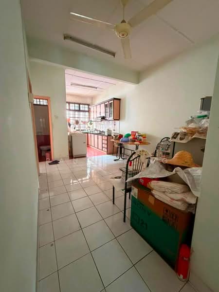 1-storey Terraced House for Sale in Taman Rinting (Masai) - Pauline Ng - Kitchen - PropertyGuru.com.my