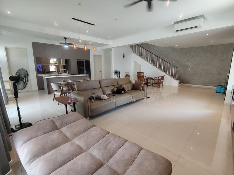 Bungalow House untuk Disewa di Telok Panglima Garang (Selangor) - Elvin Hee - Living Room - PropertyGuru.com.my