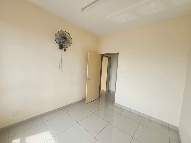 Service Residence for Sale at Platinum Lake PV 21 - Kin L - Interior - PropertyGuru.com.my