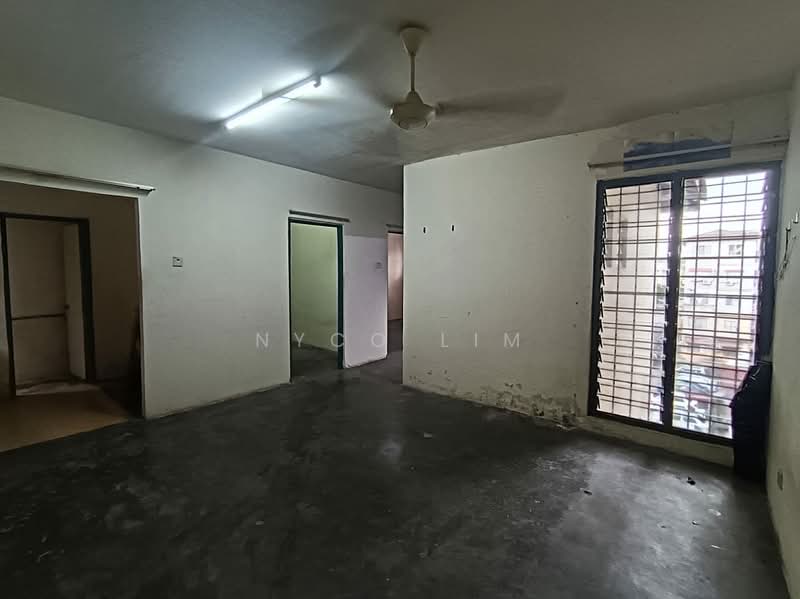 Flat for Rent at Sri Indah - Nyco Lim - Living Room - PropertyGuru.com.my