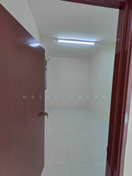 Flat for Rent at Damai Utama - Haley Chern - Interior - PropertyGuru.com.my