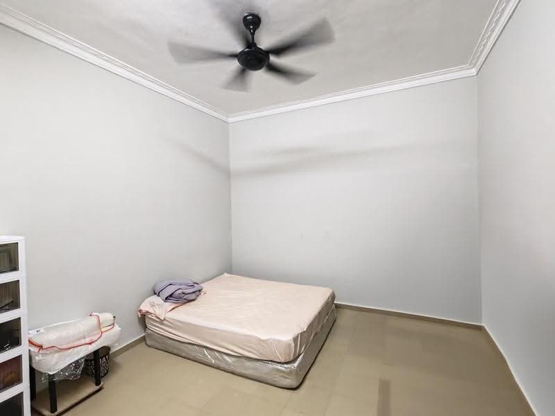 Townhouse for Sale in Taman Impian (Jalan Ipoh) - Kent Lau - Bedroom - PropertyGuru.com.my
