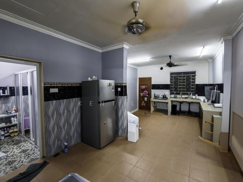 Townhouse for Sale in Taman Impian (Jalan Ipoh) - Kent Lau - Kitchen - PropertyGuru.com.my