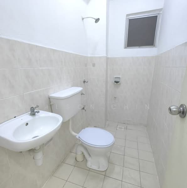 Pangsapuri untuk Disewa di Mas Kipark Damansara - Wilson Chin - Bathroom - PropertyGuru.com.my