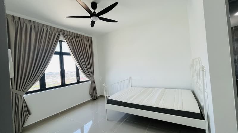 Servis Apartment untuk Disewa di Serviced Residence @ The Louvre @ Country Heights - Darren Toh - Bedroom - PropertyGuru.com.my