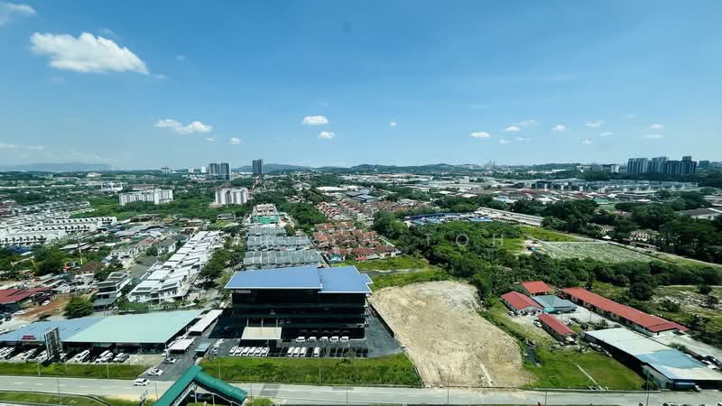 Servis Apartment untuk Disewa di Serviced Residence @ The Louvre @ Country Heights - Darren Toh - Exterior - PropertyGuru.com.my