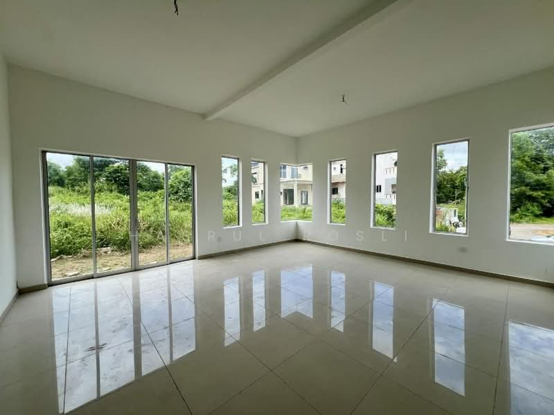 Bungalow House for Sale in Jitra (Kedah) - Hasrul Rosli - Living Room - PropertyGuru.com.my