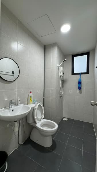 Servis Apartment untuk Disewa di MKH Boulevard II - Cammie Loh - Bathroom - PropertyGuru.com.my