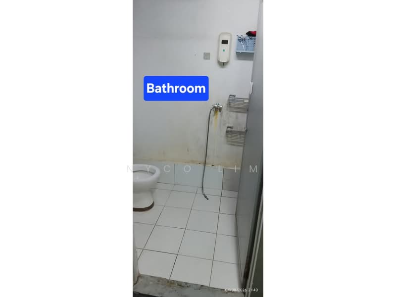 Flat for Sale at Taman Sungai Besi Indah - Nyco Lim - Bathroom - PropertyGuru.com.my