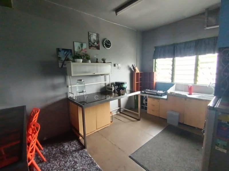 Flat for Sale at Taman Sungai Besi Indah - Nyco Lim - Kitchen - PropertyGuru.com.my