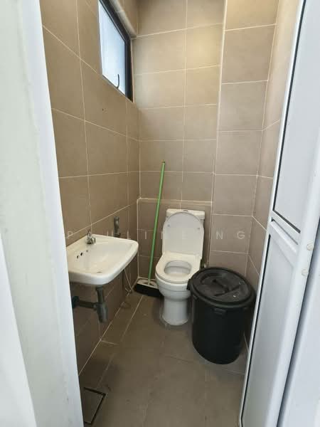 Service Residence for Rent at D'Pristine - Pauline Ng - Bathroom - PropertyGuru.com.my