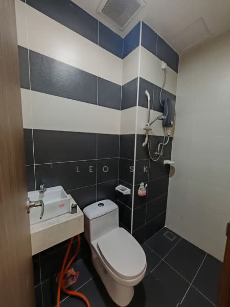 Service Residence for Sale at D'Secret Garden (Pangsapuri Kempas Indah) - Leo SK - PropertyGuru.com.my