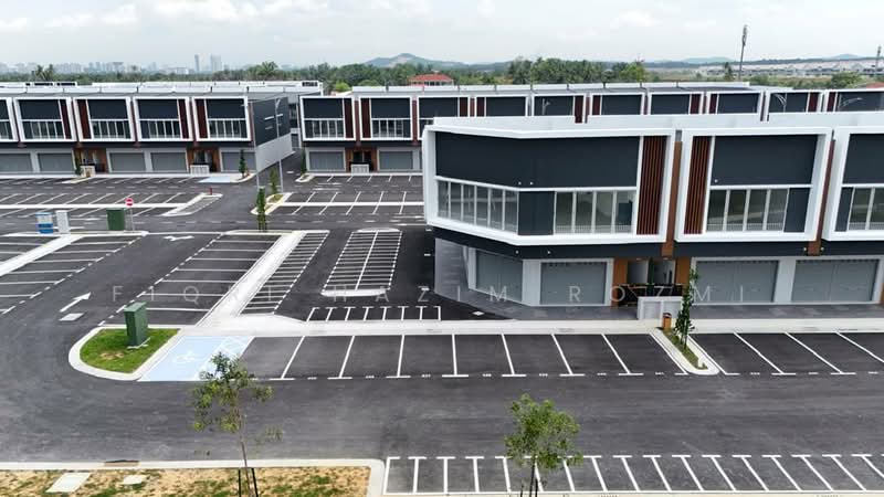 Shop / Office untuk Disewa di Bandar Serenia (Dengkil) - Fiqri Hazim Rozmi - Exterior - PropertyGuru.com.my