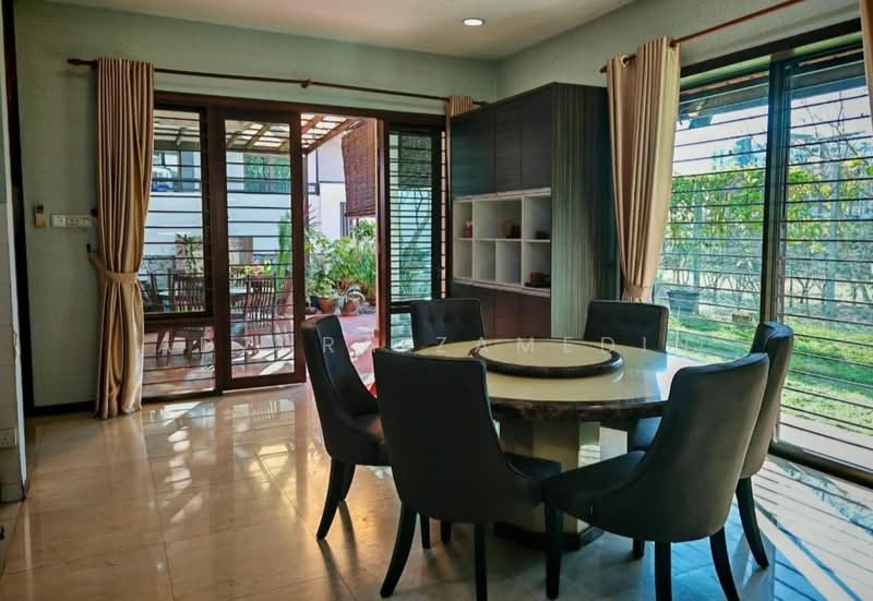 Rumah Banglo untuk Dijual di Bukit Rahman Putra (Sungai Buloh) - Adzura Zamedin - PropertyGuru.com.my