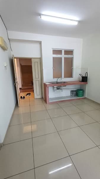 Apartment for Sale at Ixora Apartment - Yik Chan - Kitchen - PropertyGuru.com.my